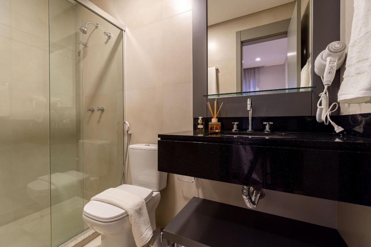 Aion Suites 103 - Compacto E Luxuoso Loft - Rooftop Com Piscina E Academia - A Poucos Passos Da Praia Bombinhas Exteriér fotografie